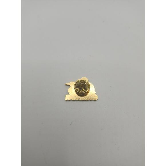 Vtg Canada Lapel Pin Pair of Loons Gold-Tone Souvenir Enamel-Style Collectible - Picture 3 of 3